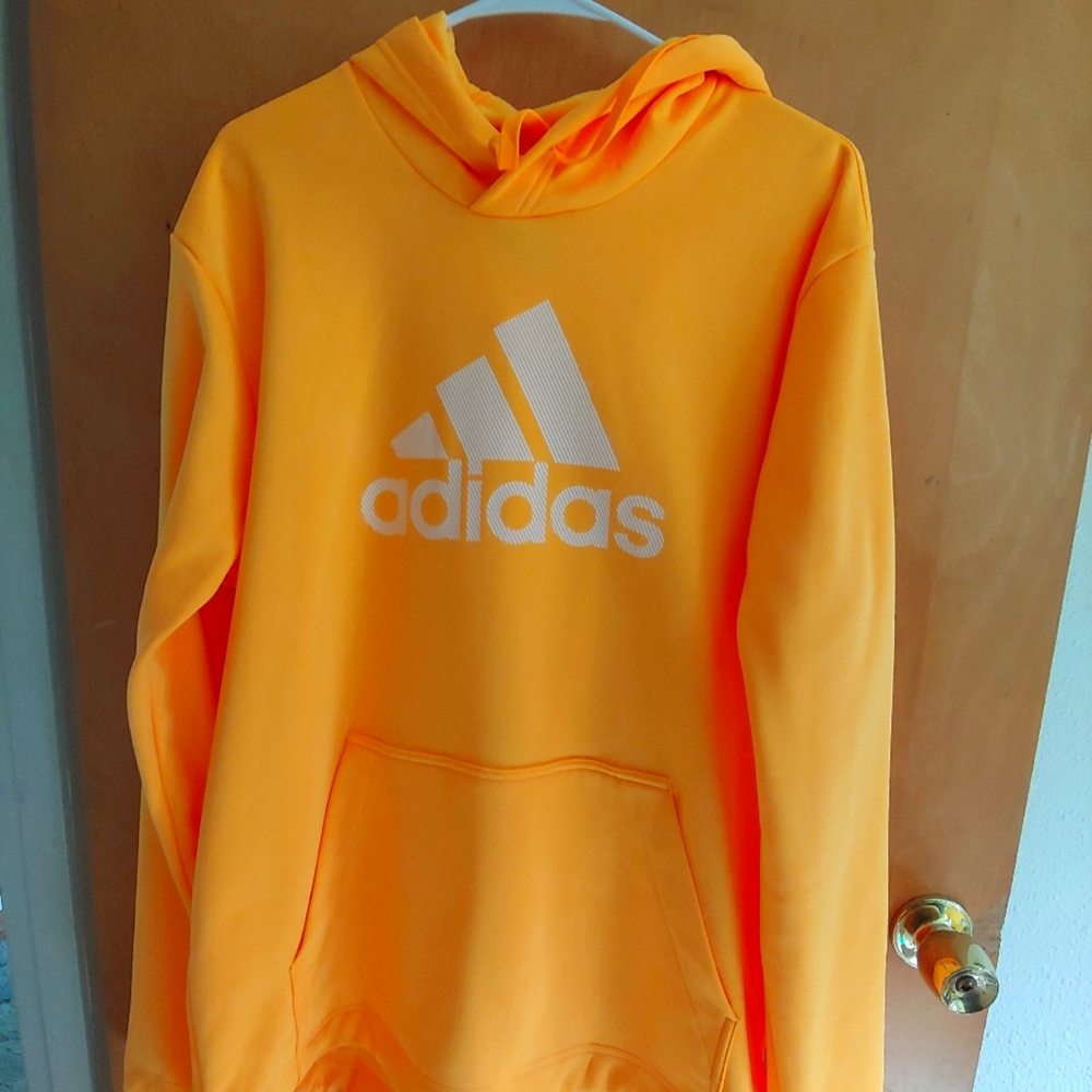 Adidas Sweatshirt
